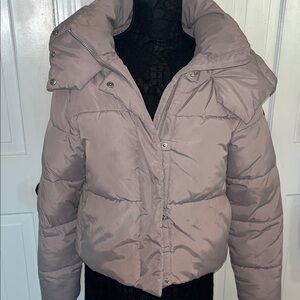 Noize Women's Puffer Jacket in Light Gray
